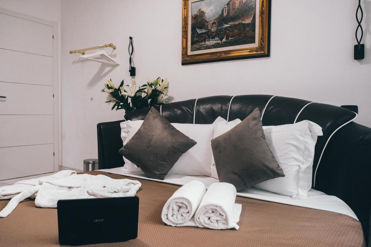 Gregorio VII Luxury Suites San Damaso Roma Exterior foto